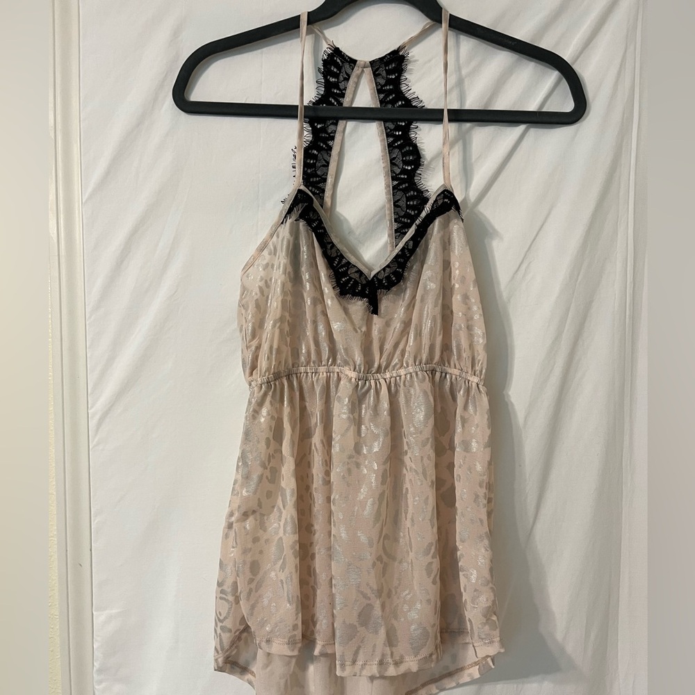 Cream and black light weight top